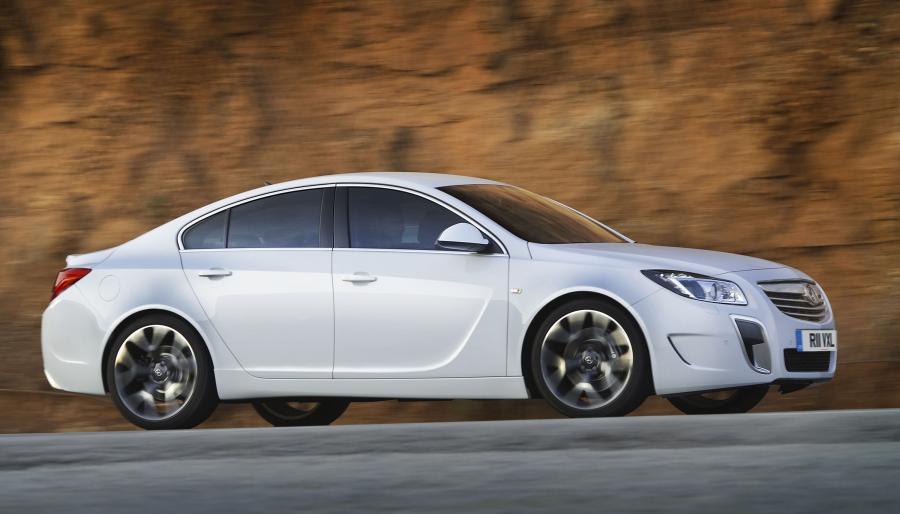  Vauxhall Insignia VXR 2009 года  (фото 5 из 7)